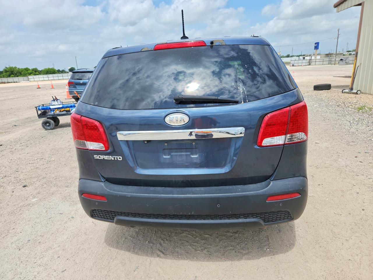 2012 KIA SORENTO LX photo 11