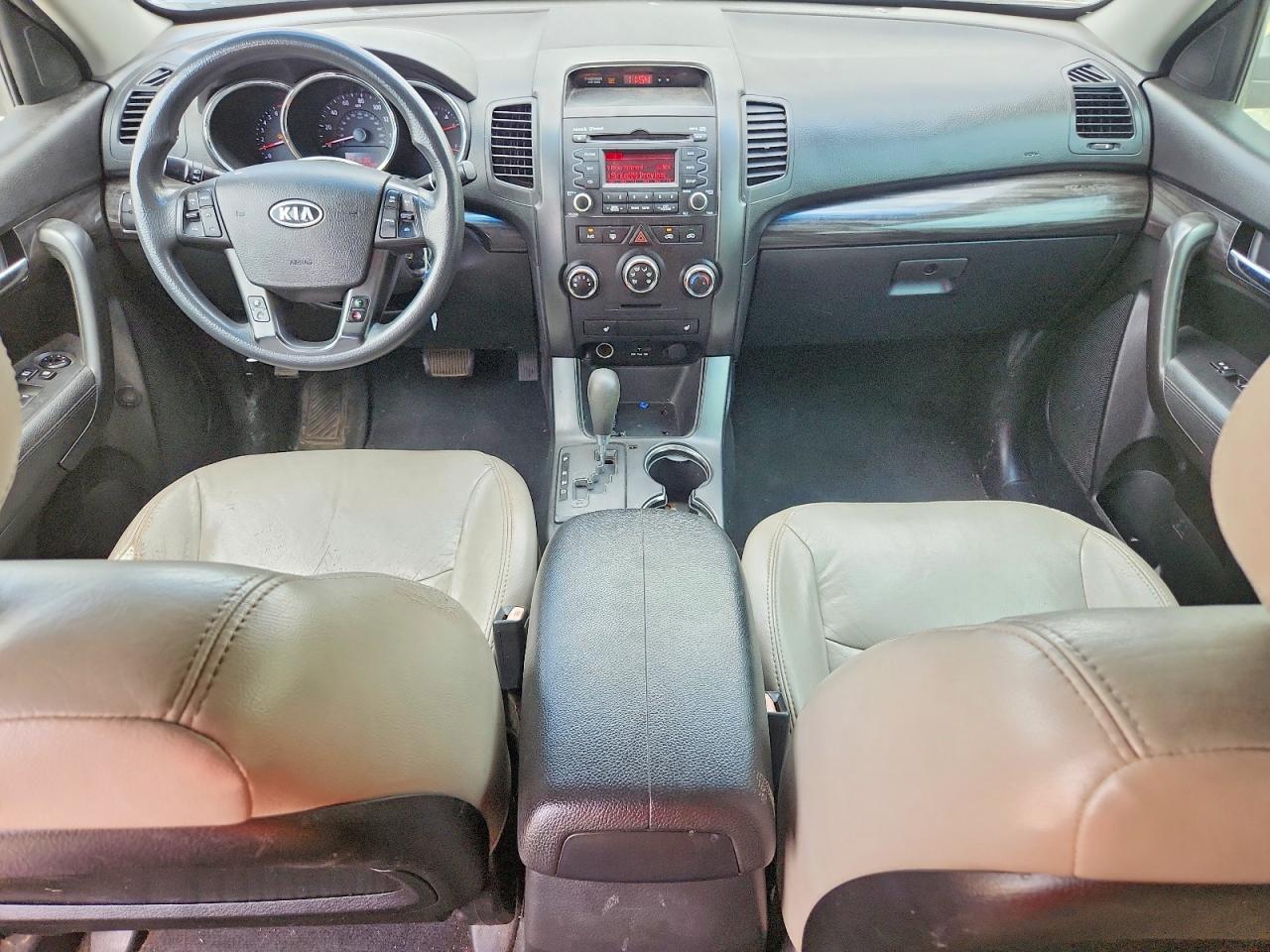 2012 KIA SORENTO LX photo 15