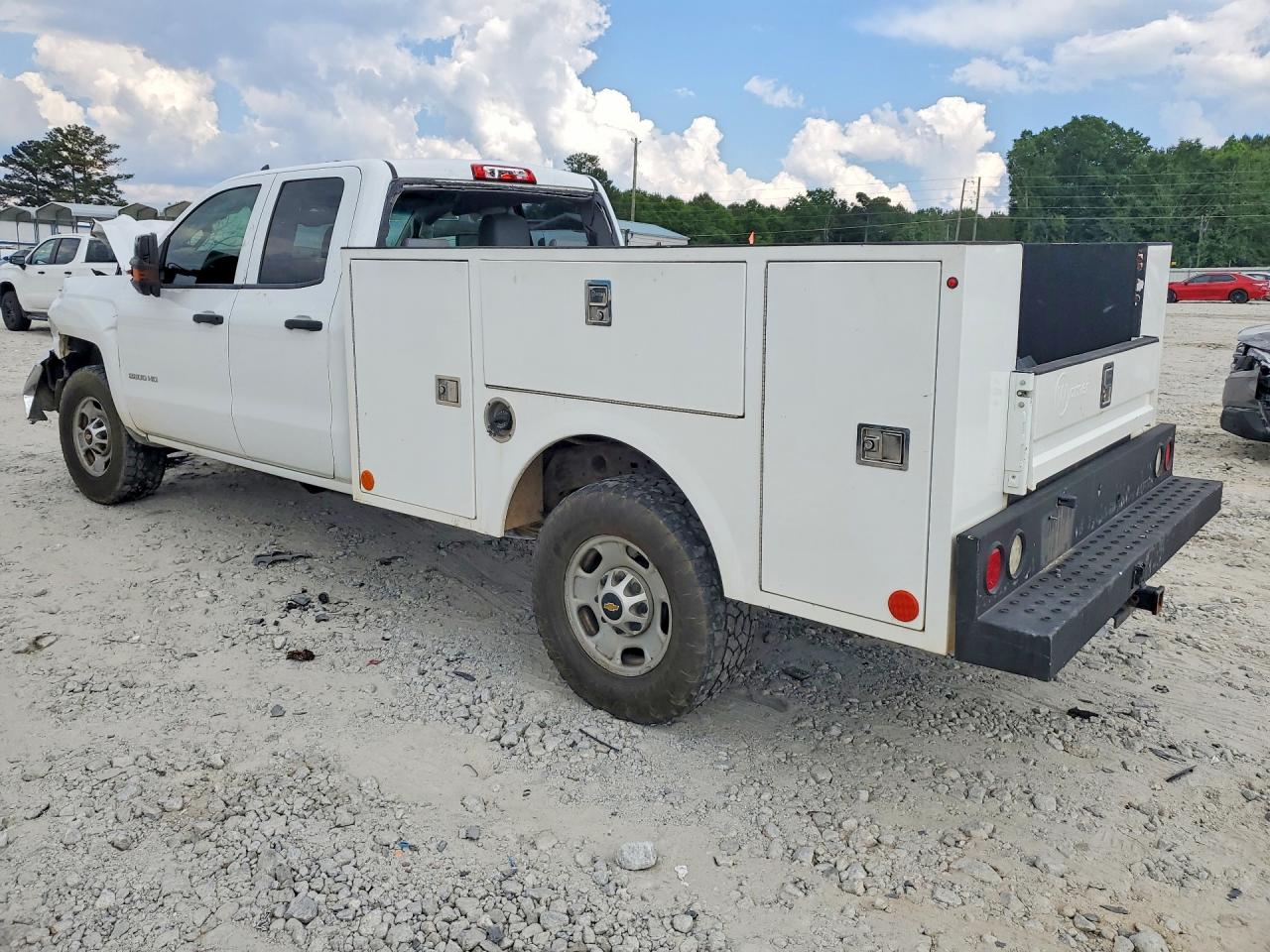 2019 CHEVROLET SILVERADO K2500 HEAVY DUTY photo 3