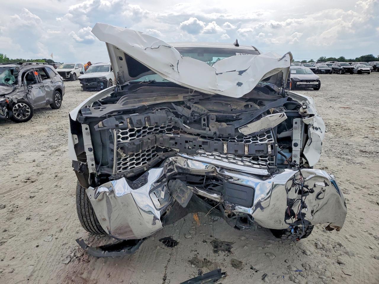 2019 CHEVROLET SILVERADO K2500 HEAVY DUTY photo 9