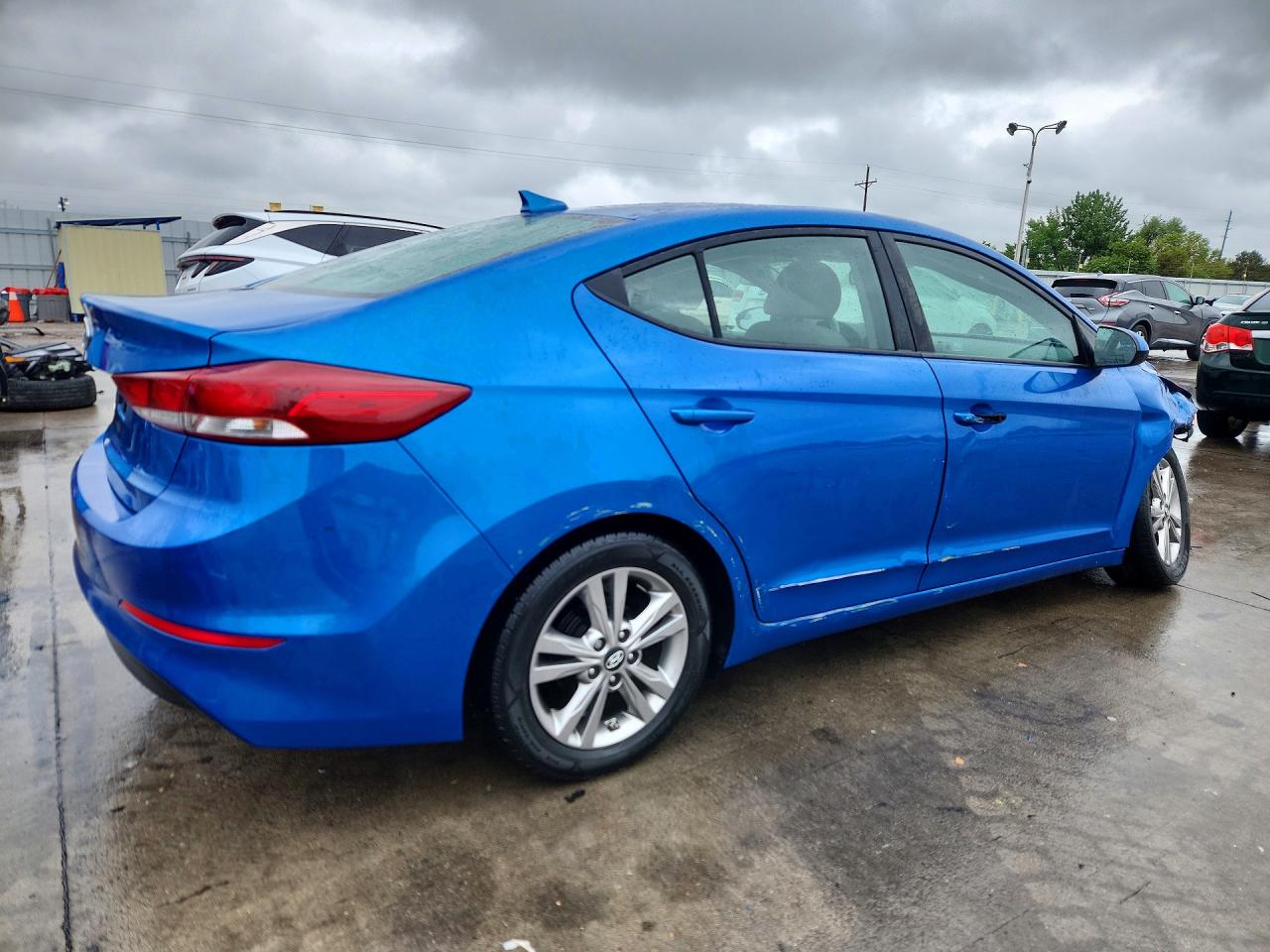 2017 HYUNDAI ELANTRA SE photo 7