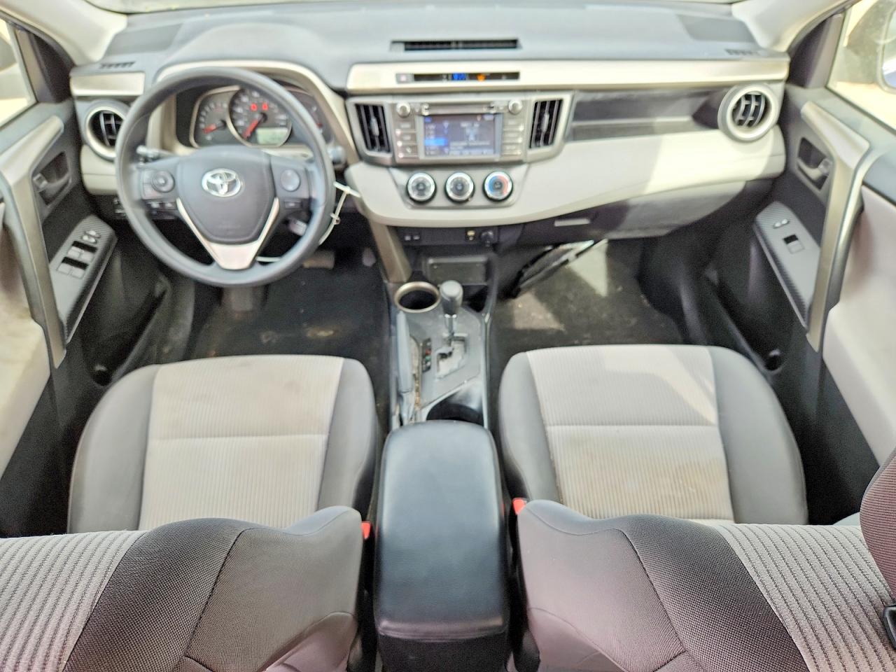 2014 TOYOTA RAV4 LE photo 15