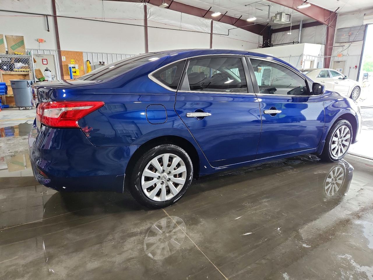 2019 NISSAN SENTRA S photo 7