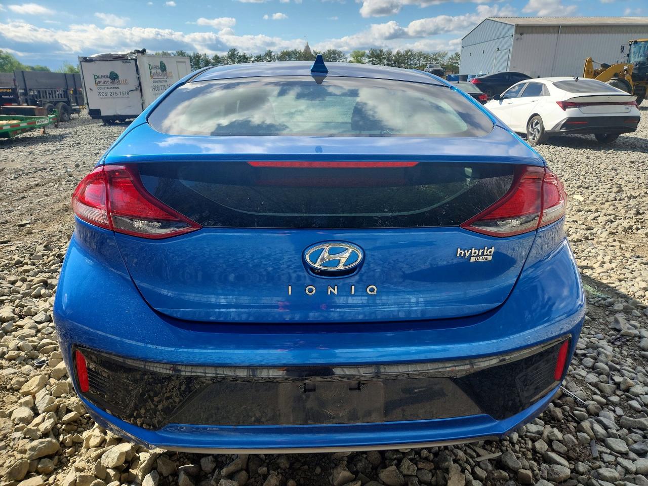 2017 HYUNDAI IONIQ BLUE photo 11