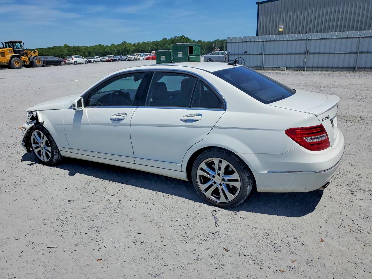 2013 MERCEDES-BENZ C 250 photo 3