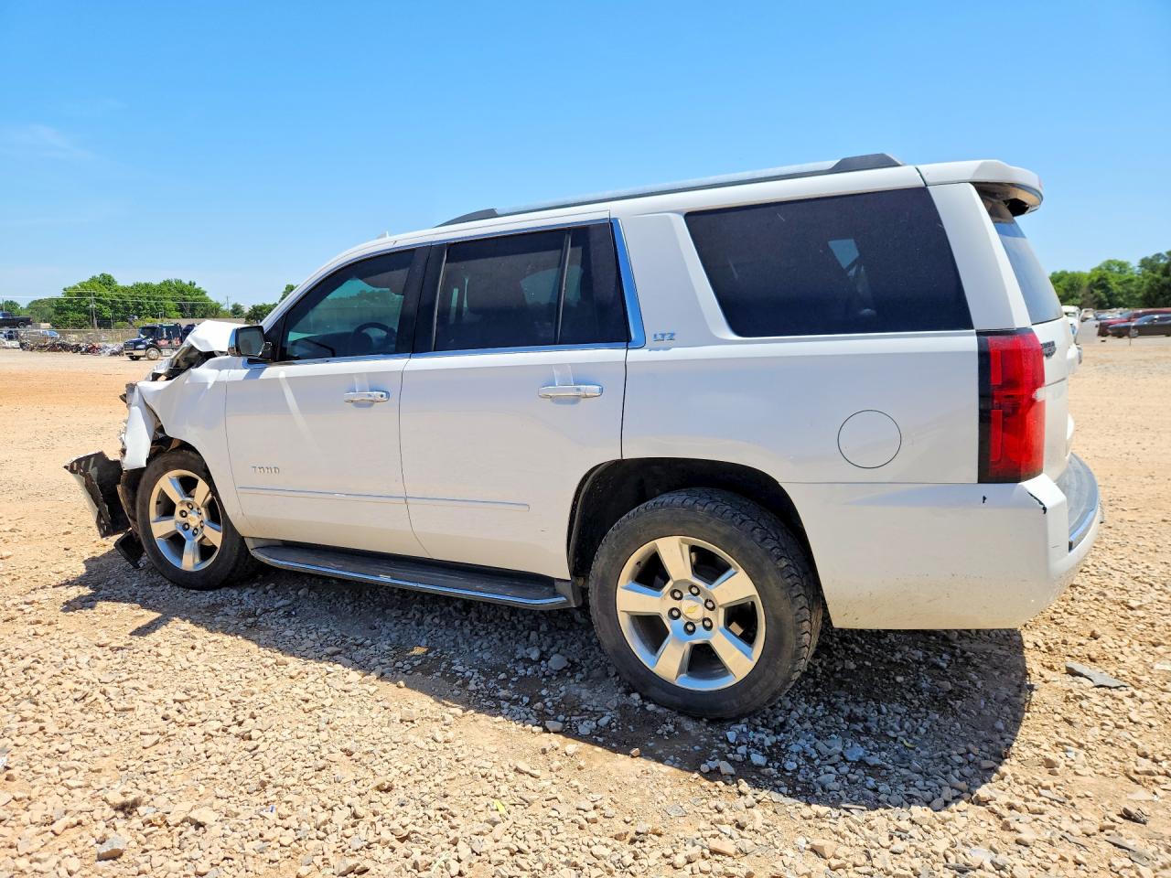 2016 CHEVROLET TAHOE K1500 LTZ photo 4