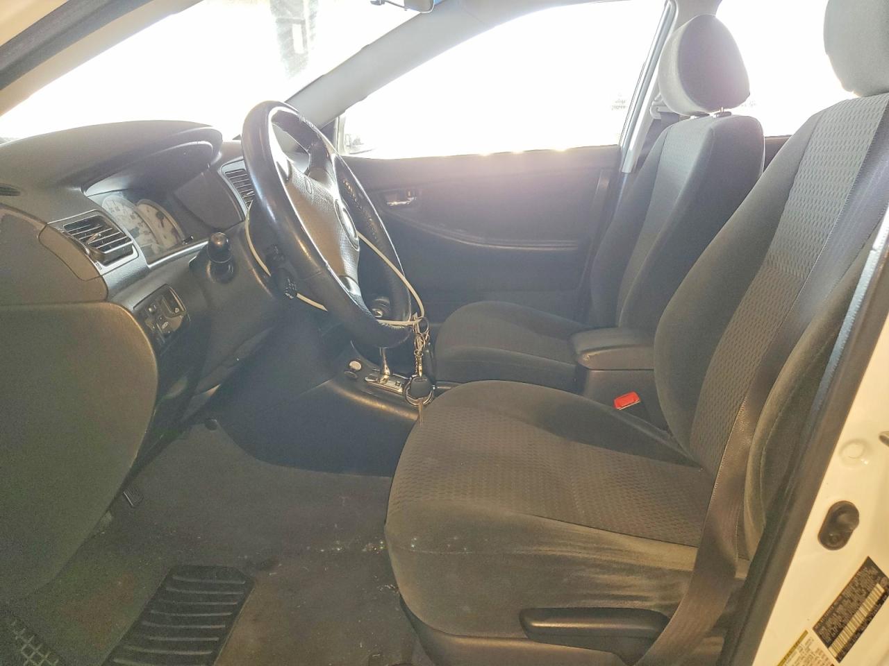 2005 TOYOTA COROLLA S photo 13