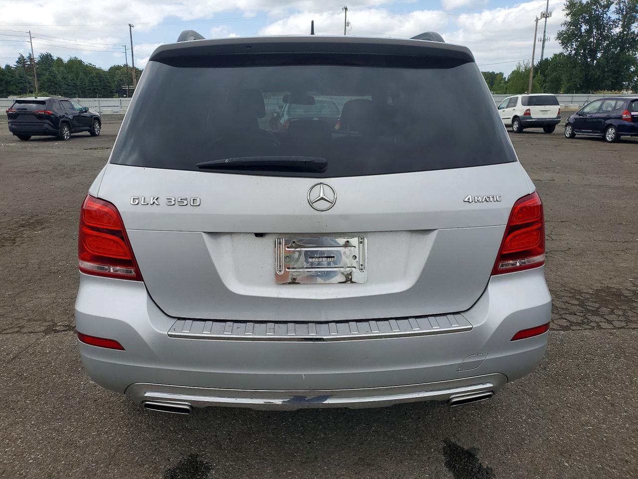 2015 MERCEDES-BENZ GLK 350 4MATIC photo 11