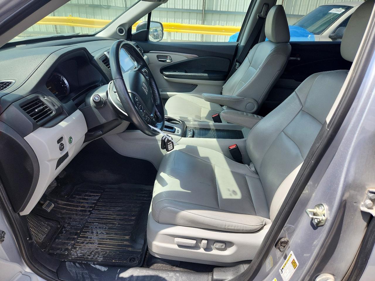 2016 HONDA PILOT EXL photo 19