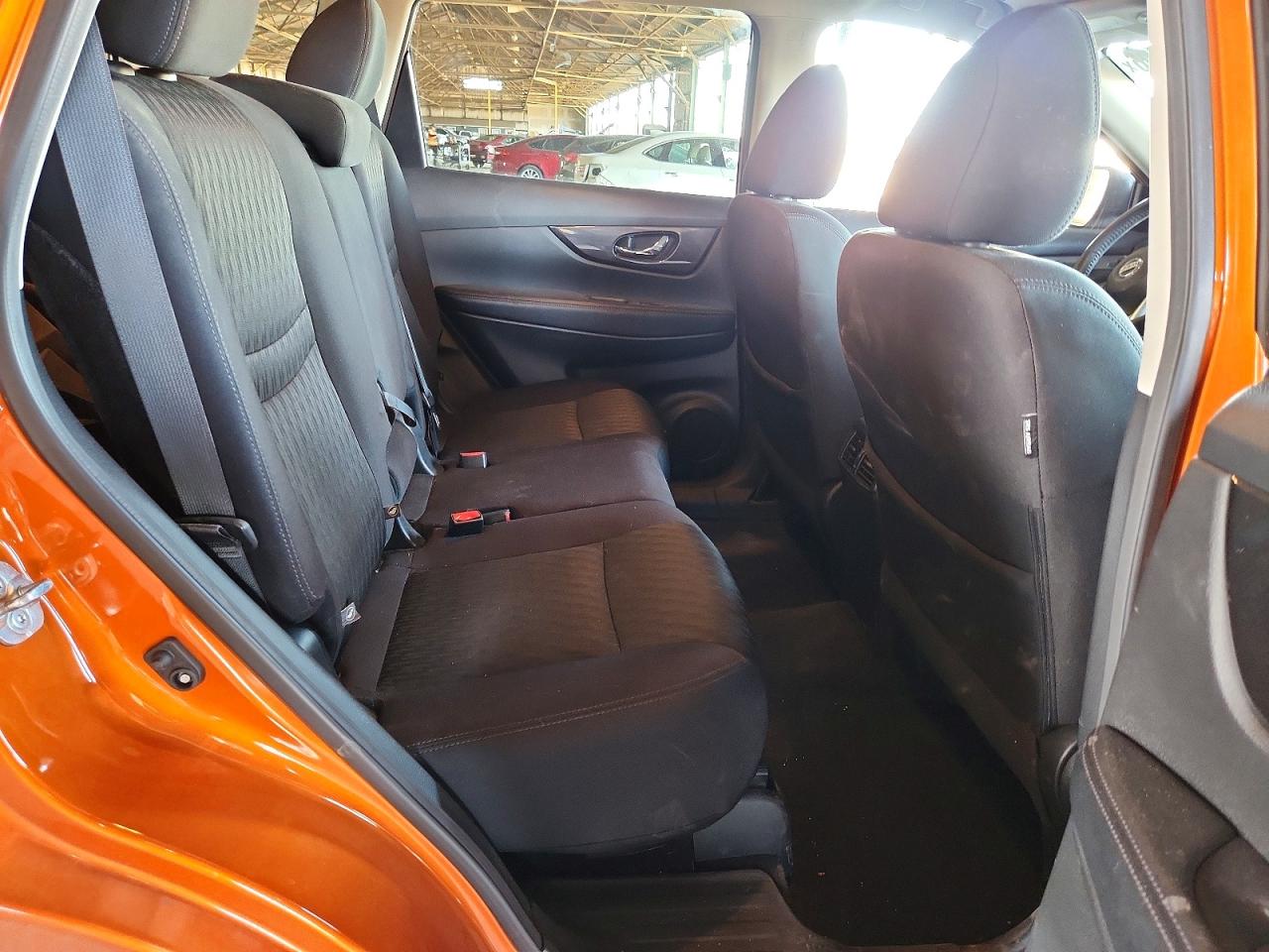 2020 NISSAN ROGUE SV photo 21
