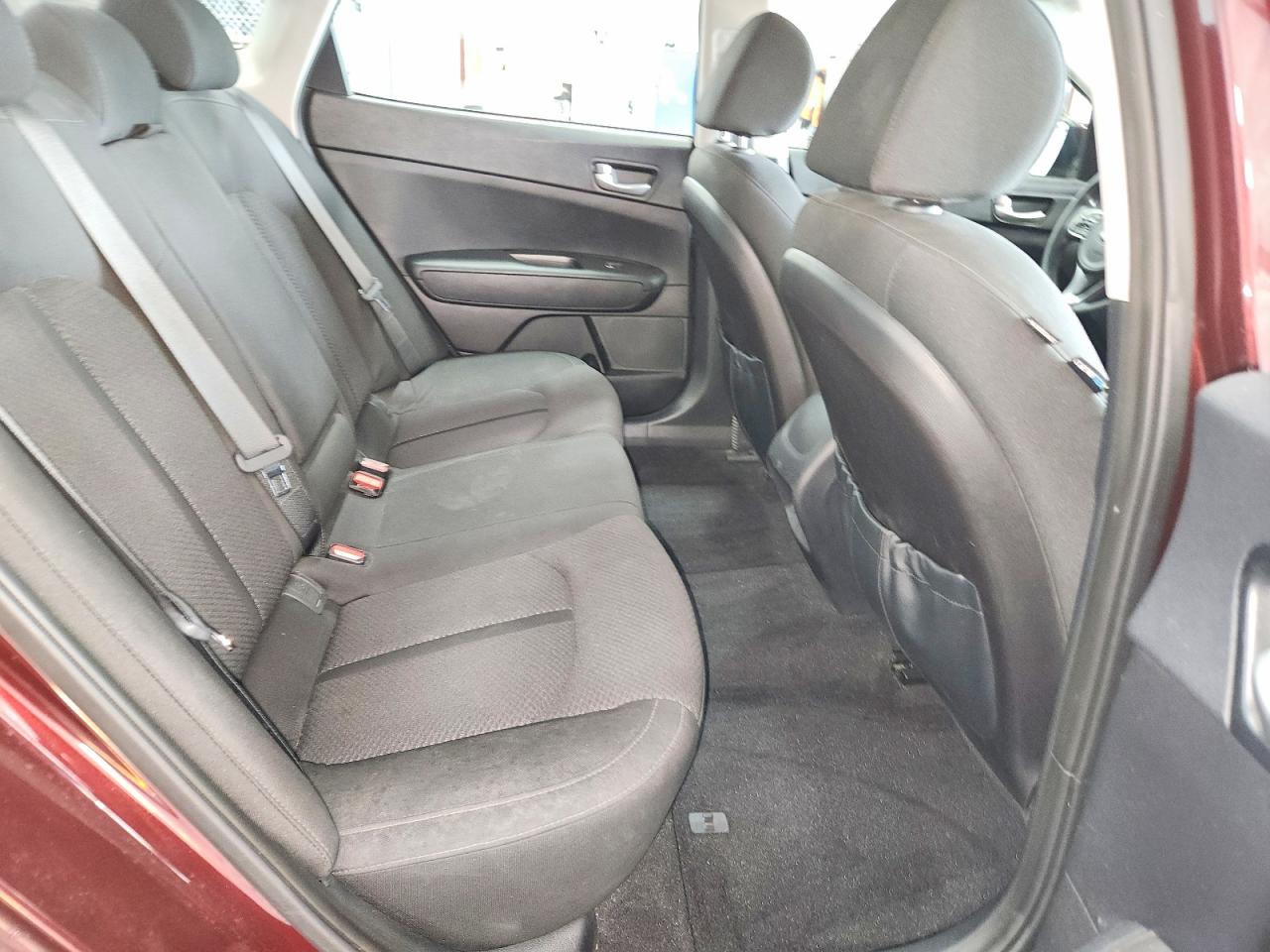 2016 KIA OPTIMA LX photo 28