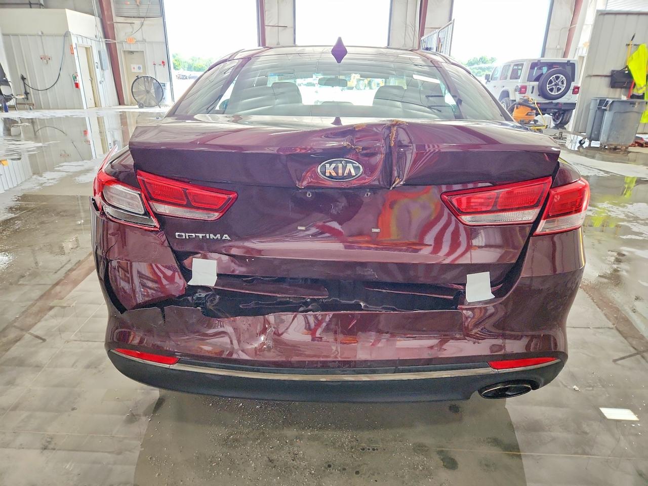 2016 KIA OPTIMA LX photo 16