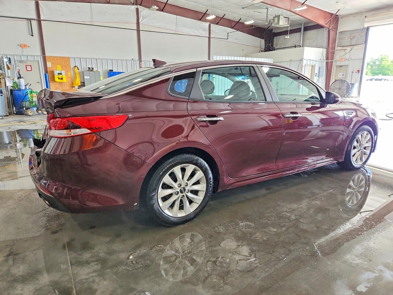 2016 KIA OPTIMA LX photo 7
