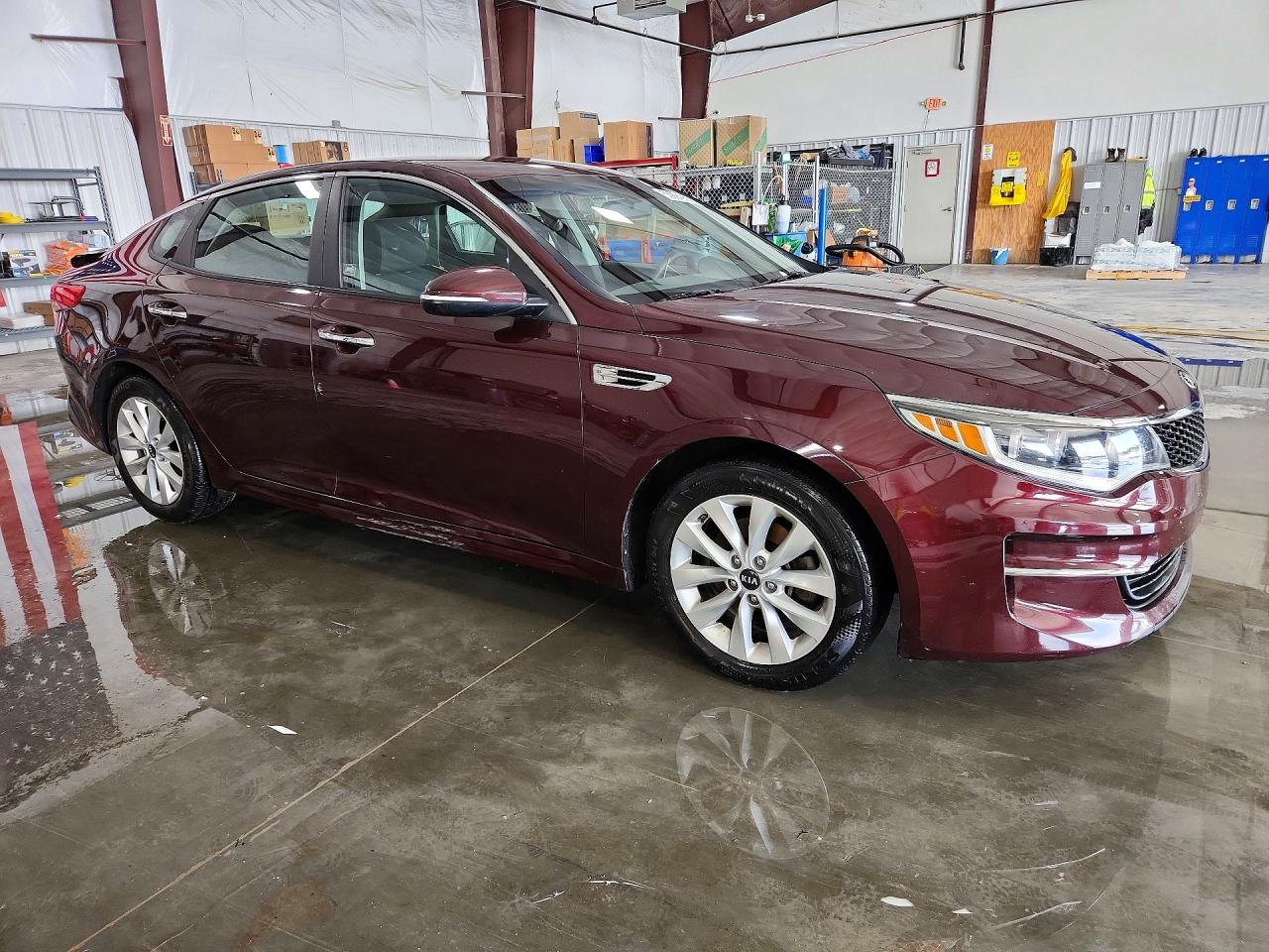 2016 KIA OPTIMA LX photo 10