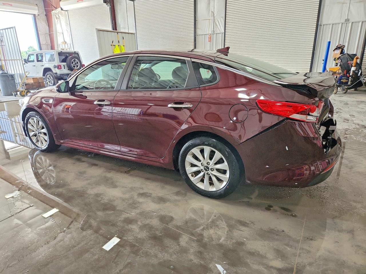 2016 KIA OPTIMA LX photo 4