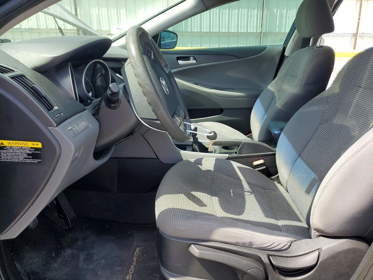 2012 HYUNDAI SONATA GLS photo 13