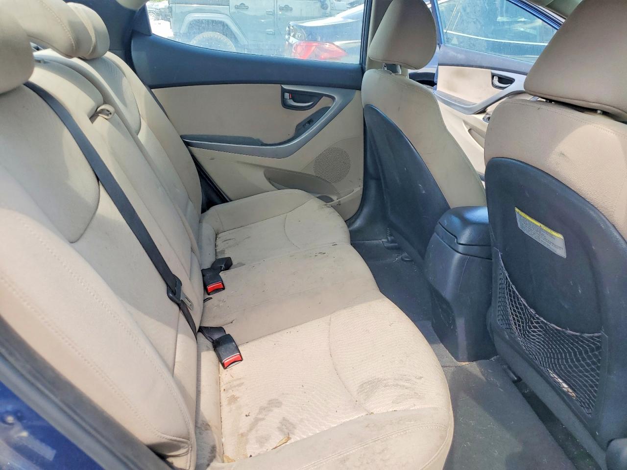 2015 HYUNDAI ELANTRA SE photo 19