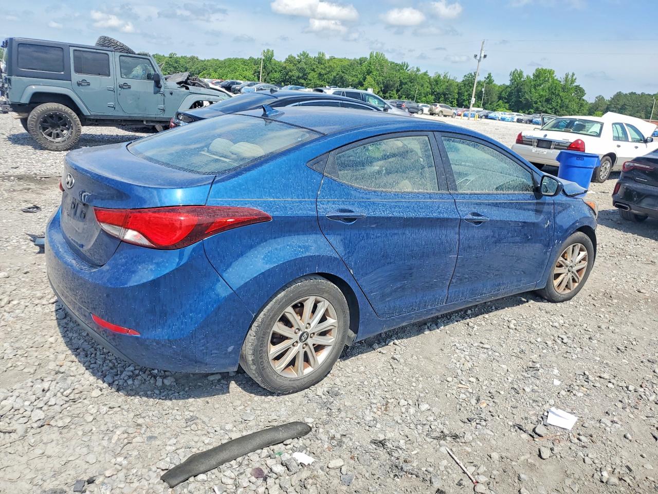 2015 HYUNDAI ELANTRA SE photo 5