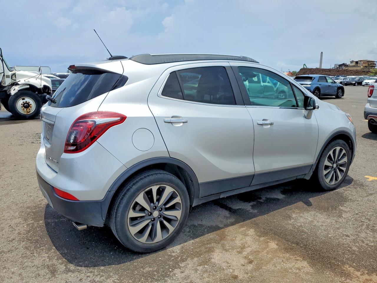 2018 BUICK ENCORE ESSENCE photo 5
