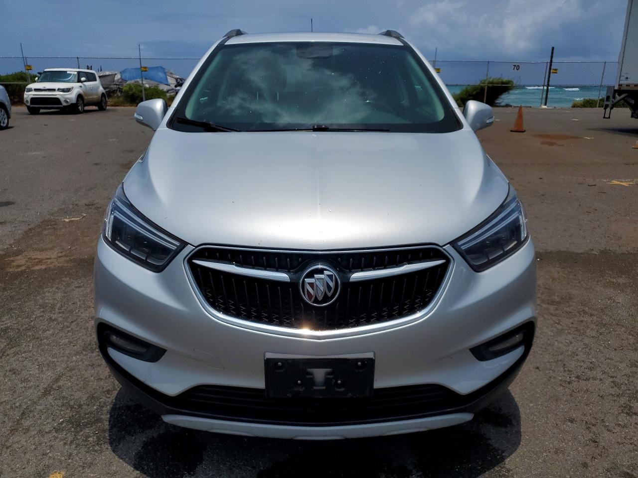 2018 BUICK ENCORE ESSENCE photo 9