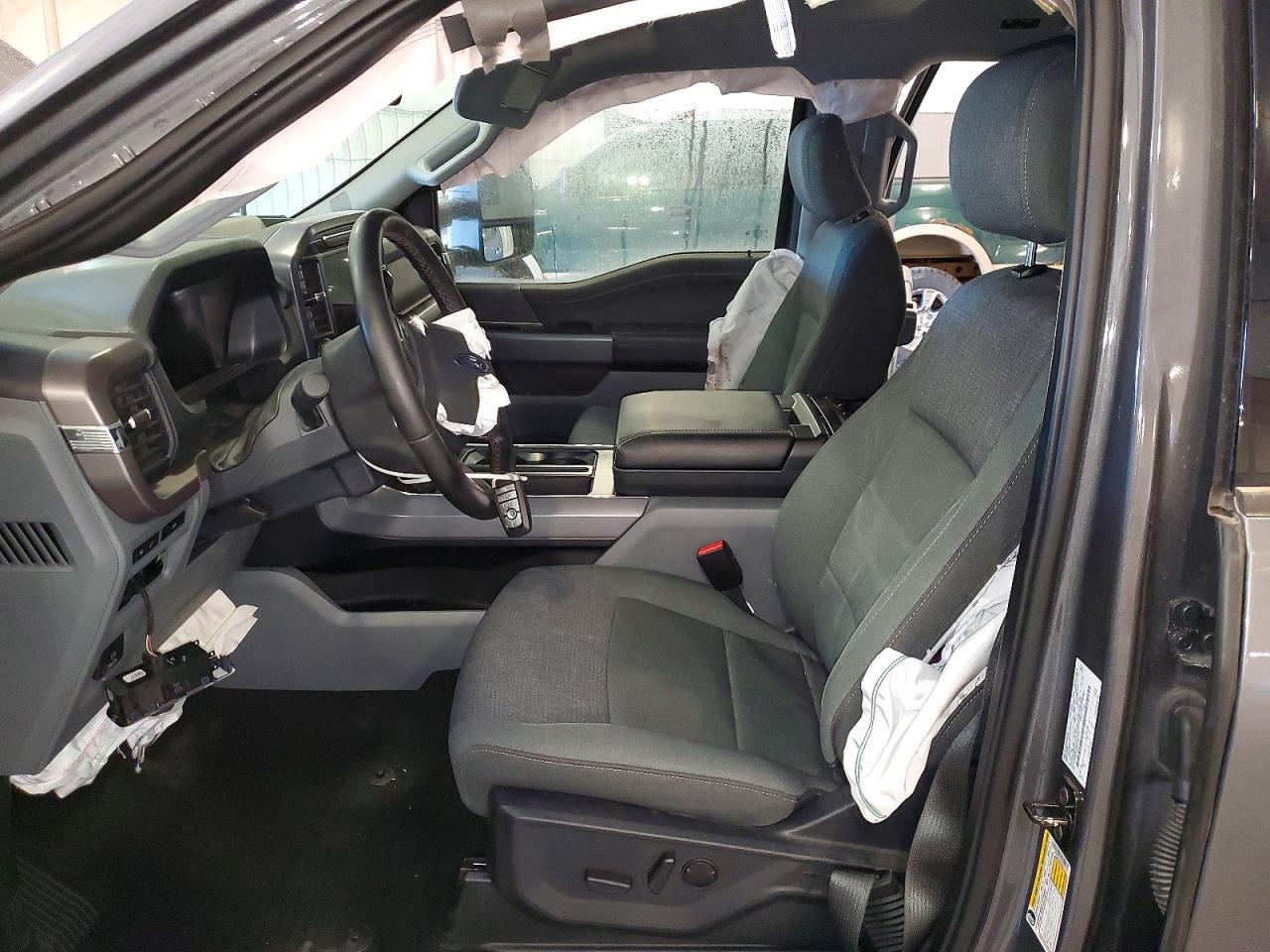 2024 FORD F150 XLT photo 7