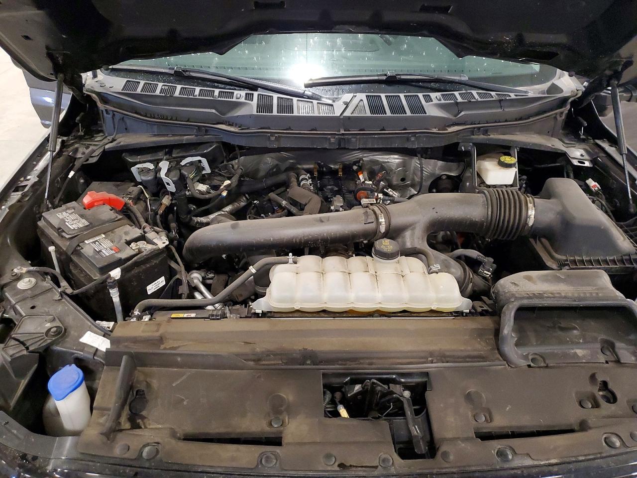 2024 FORD F150 XLT photo 11