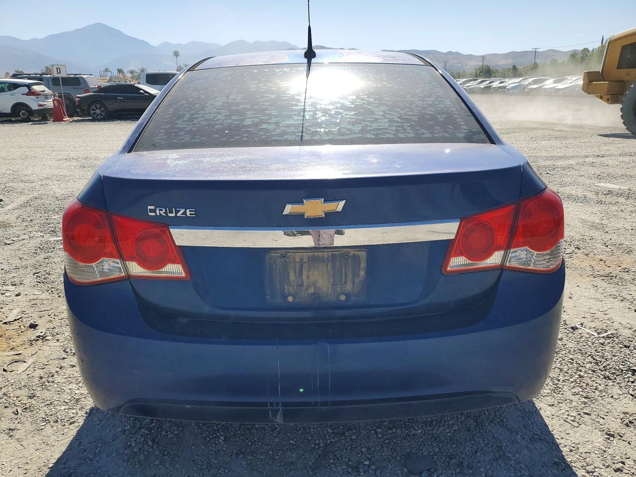 2013 CHEVROLET CRUZE LS photo 11
