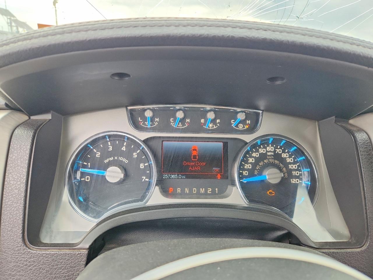 2014 FORD F150 PLATINUM photo 17