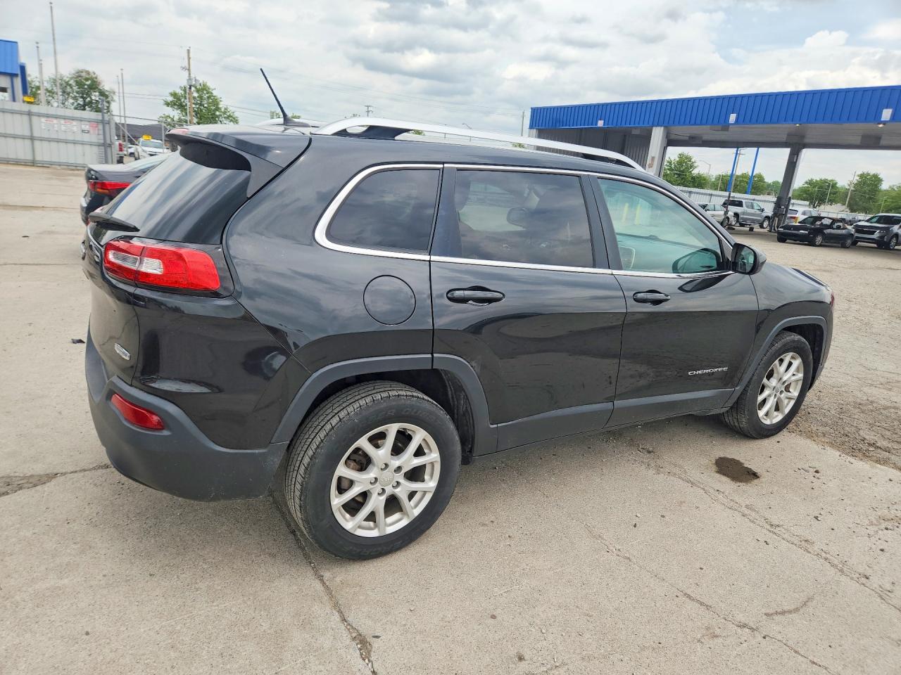 2015 JEEP CHEROKEE LATITUDE photo 5