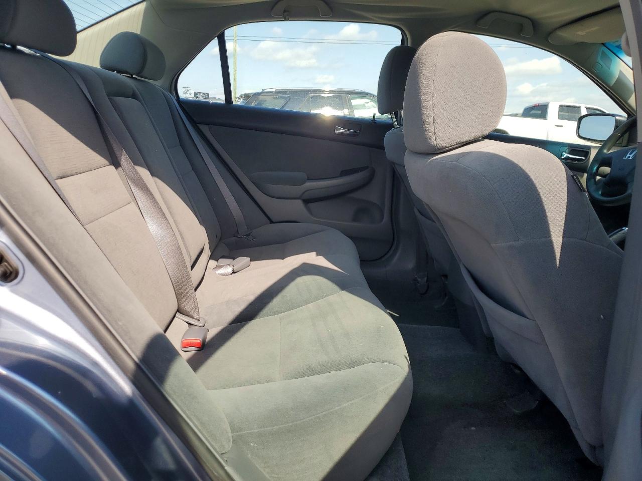 2007 HONDA ACCORD LX photo 19
