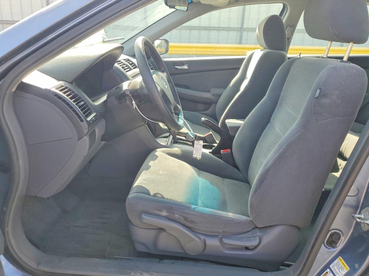 2007 HONDA ACCORD LX photo 13