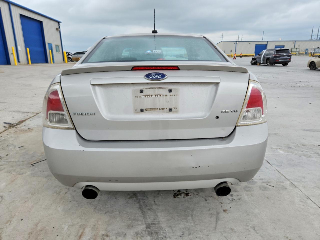 2008 FORD FUSION SE photo 16