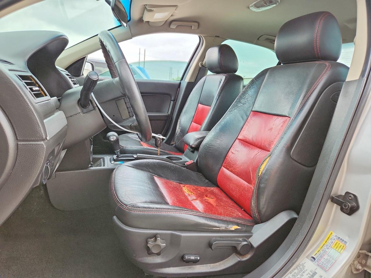 2008 FORD FUSION SE photo 19