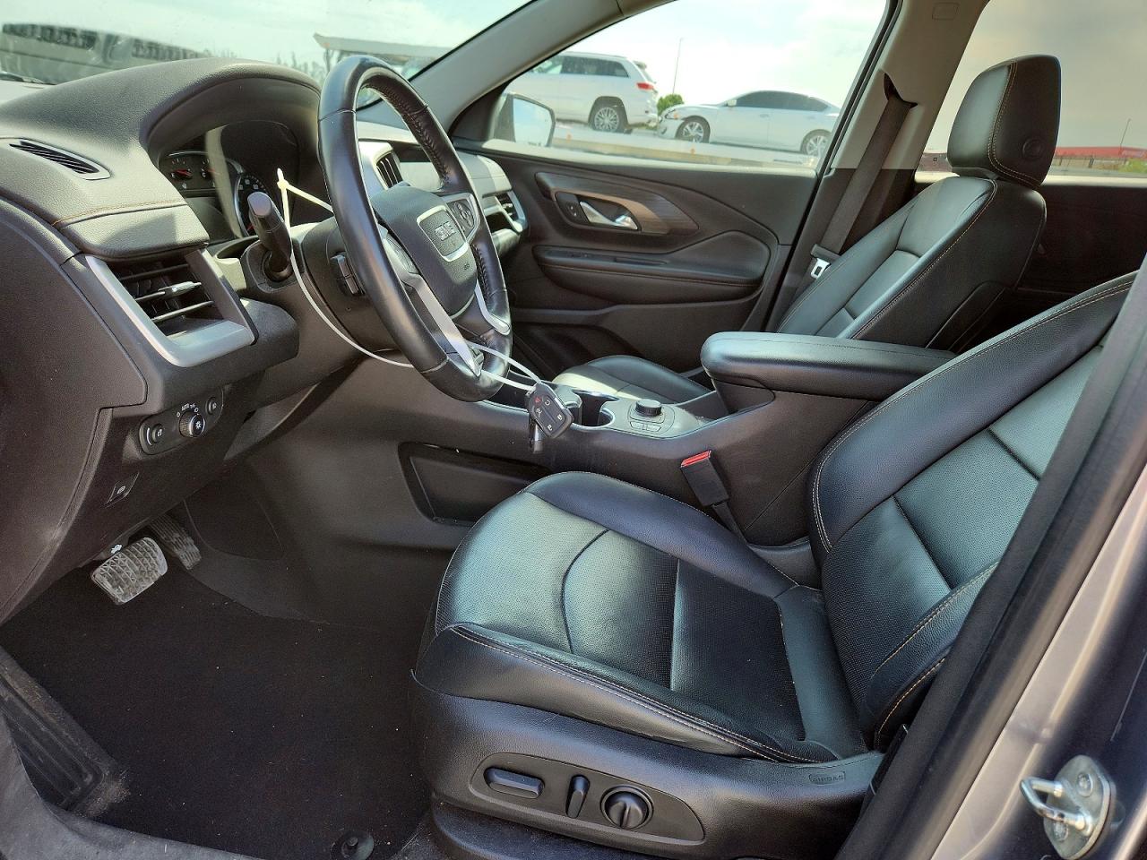 2018 GMC TERRAIN SLT photo 7