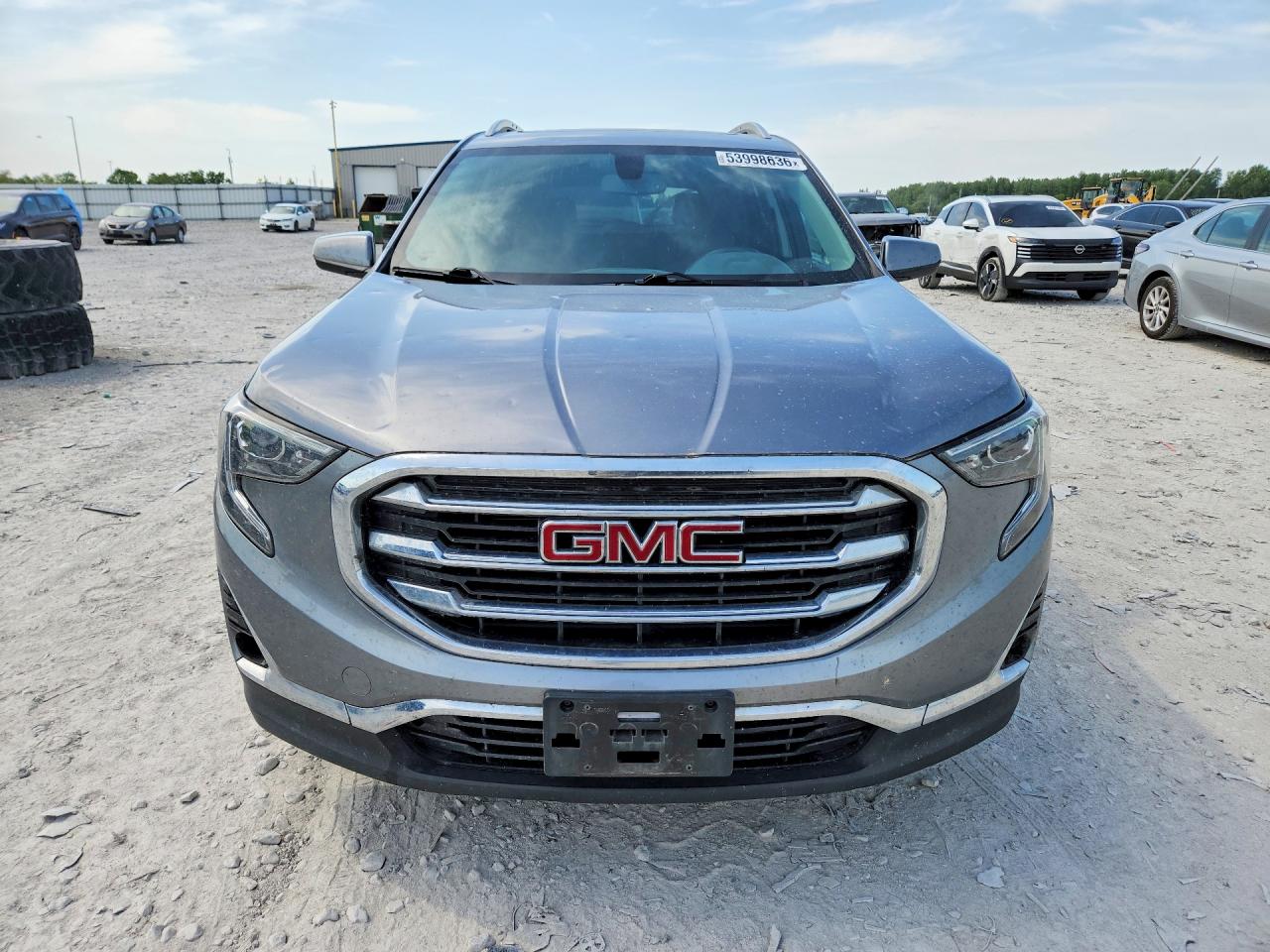 2018 GMC TERRAIN SLT photo 5