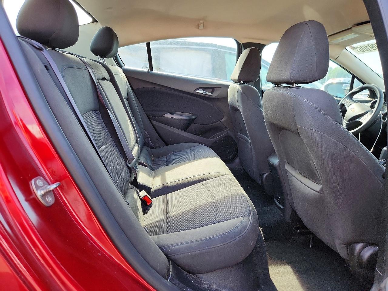 2017 CHEVROLET CRUZE LT photo 19