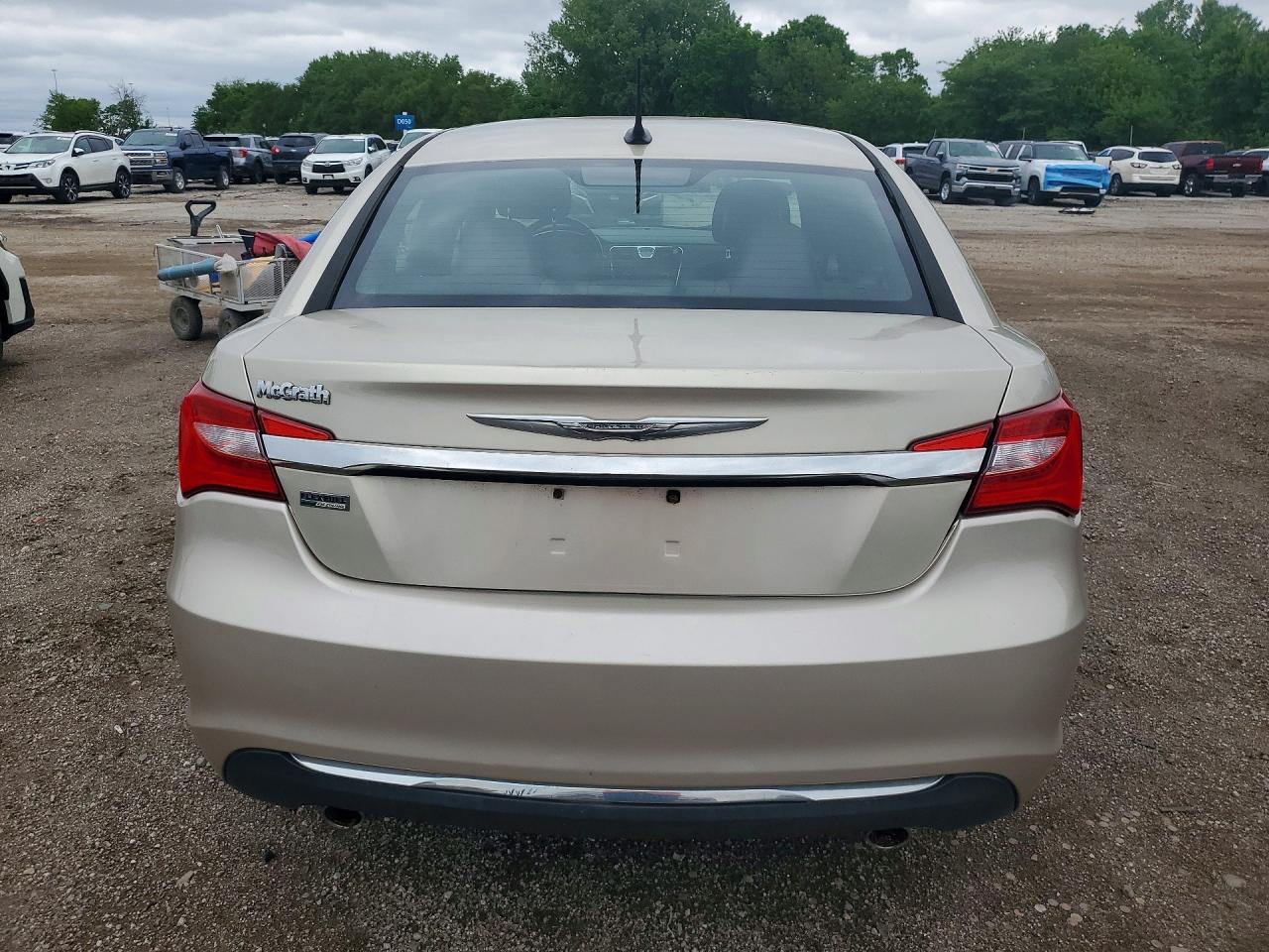 2013 CHRYSLER 200 TOURING photo 16