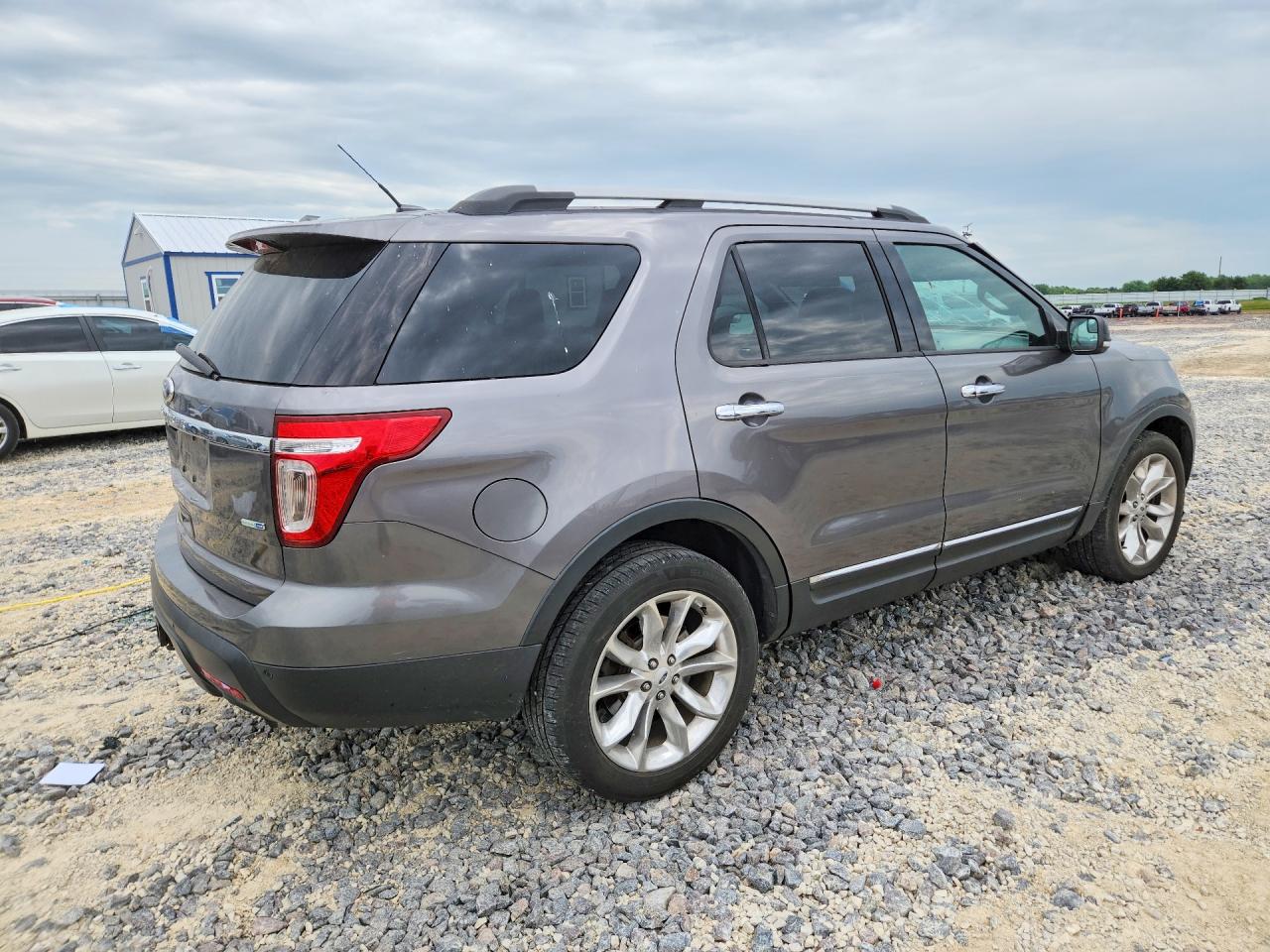 2014 FORD EXPLORER XLT photo 7