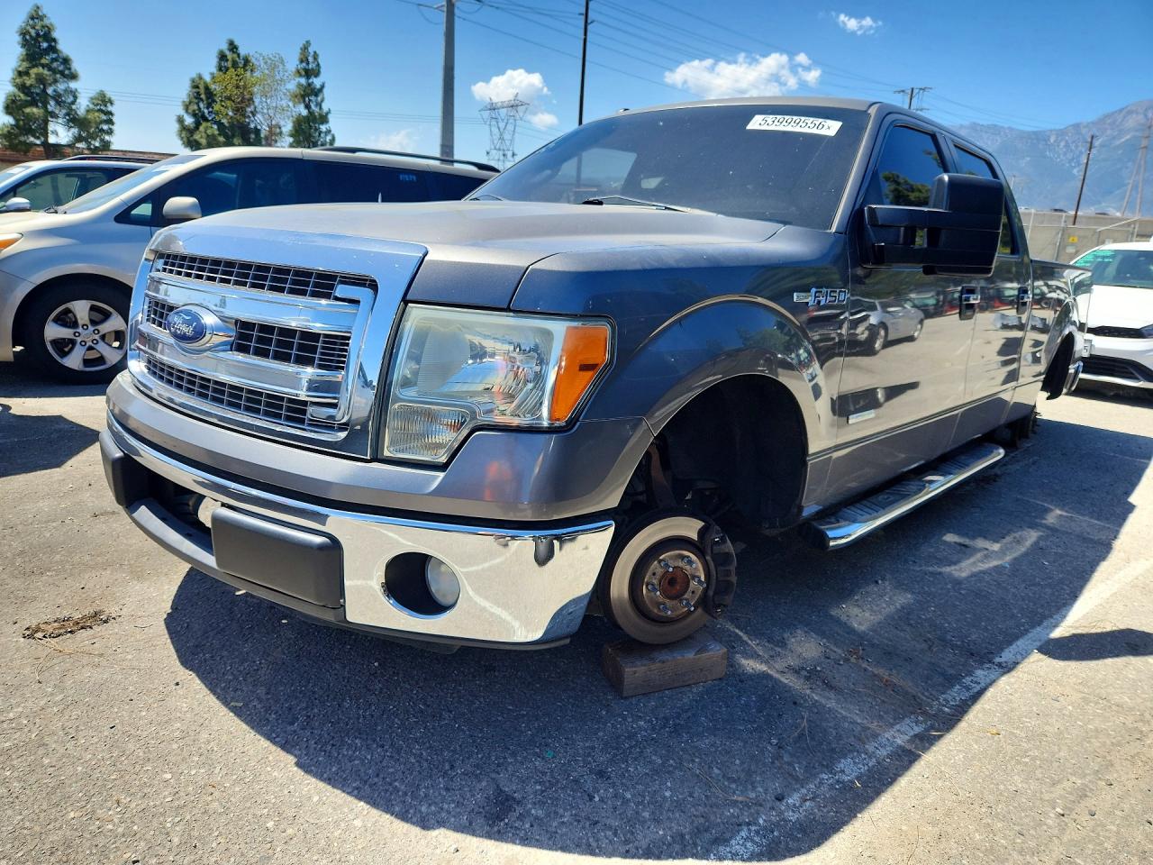 2013 FORD F150