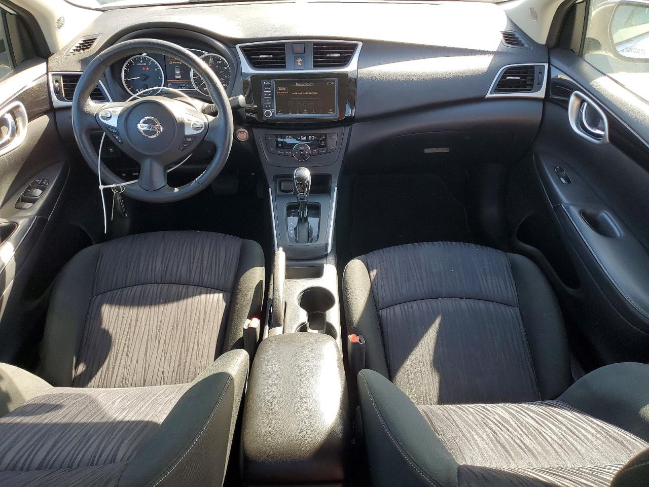 2019 NISSAN SENTRA SV photo 22