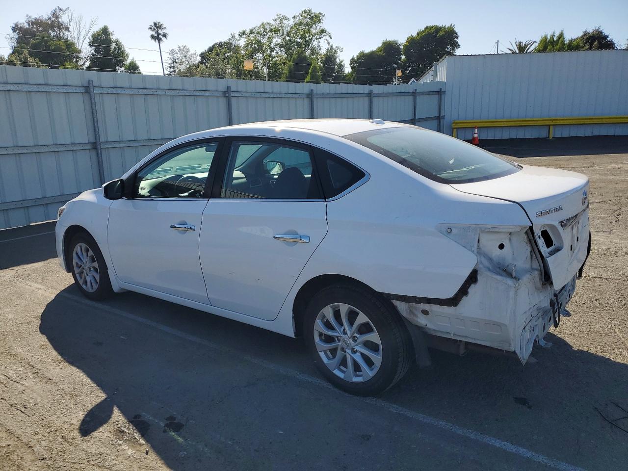 2019 NISSAN SENTRA SV photo 4