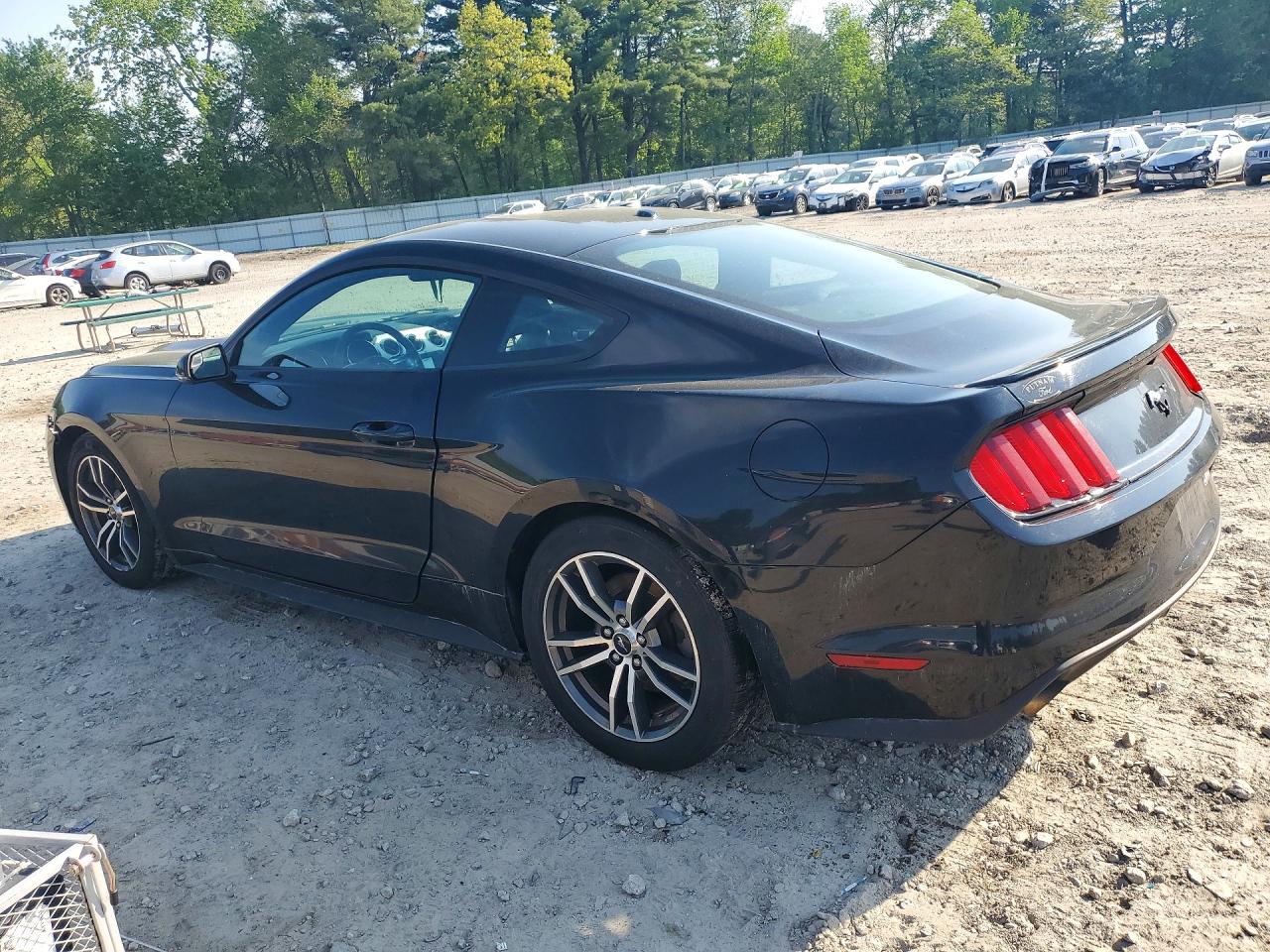 2017 FORD MUSTANG photo 4