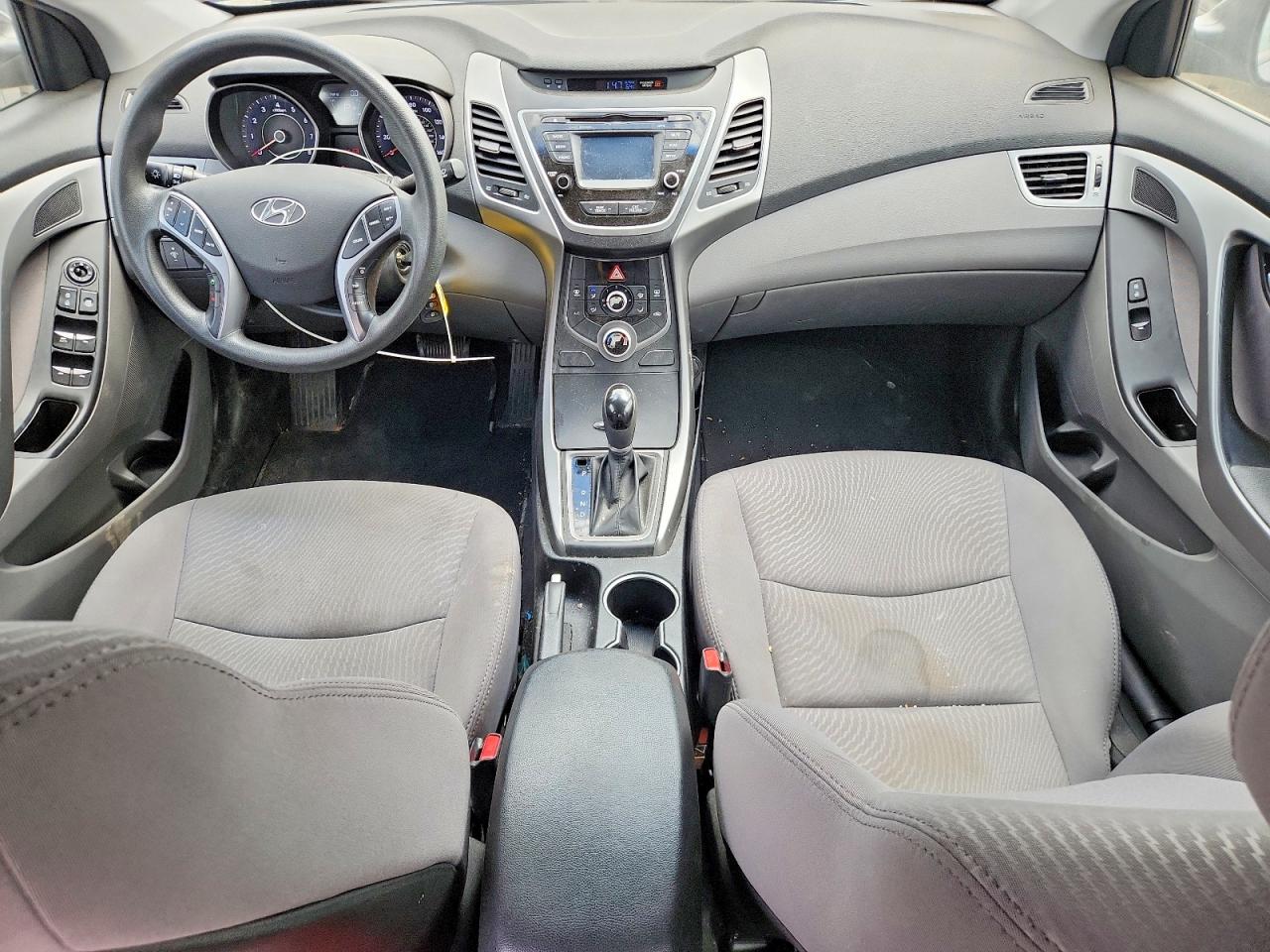 2015 HYUNDAI ELANTRA SE photo 15