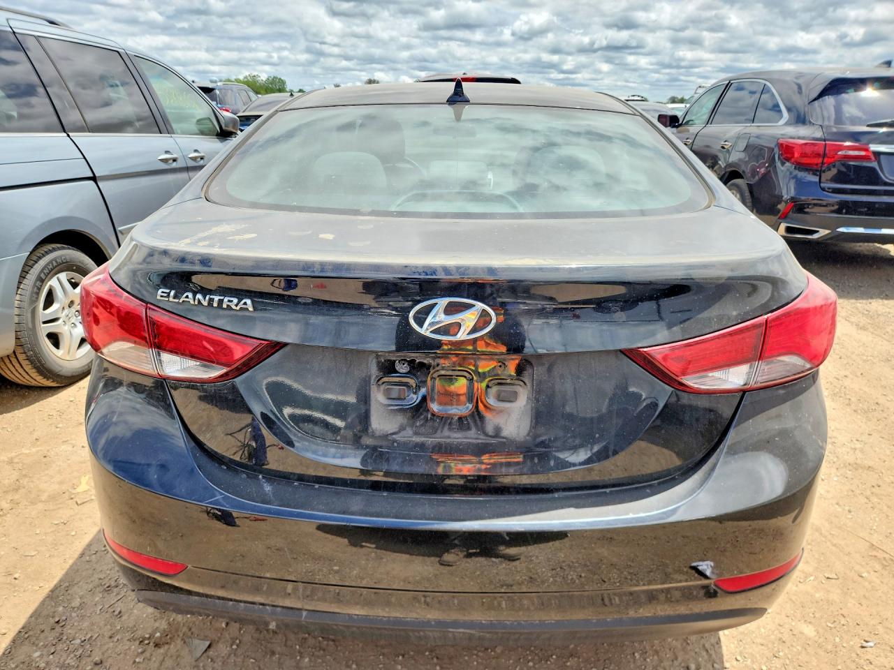 2015 HYUNDAI ELANTRA SE photo 11