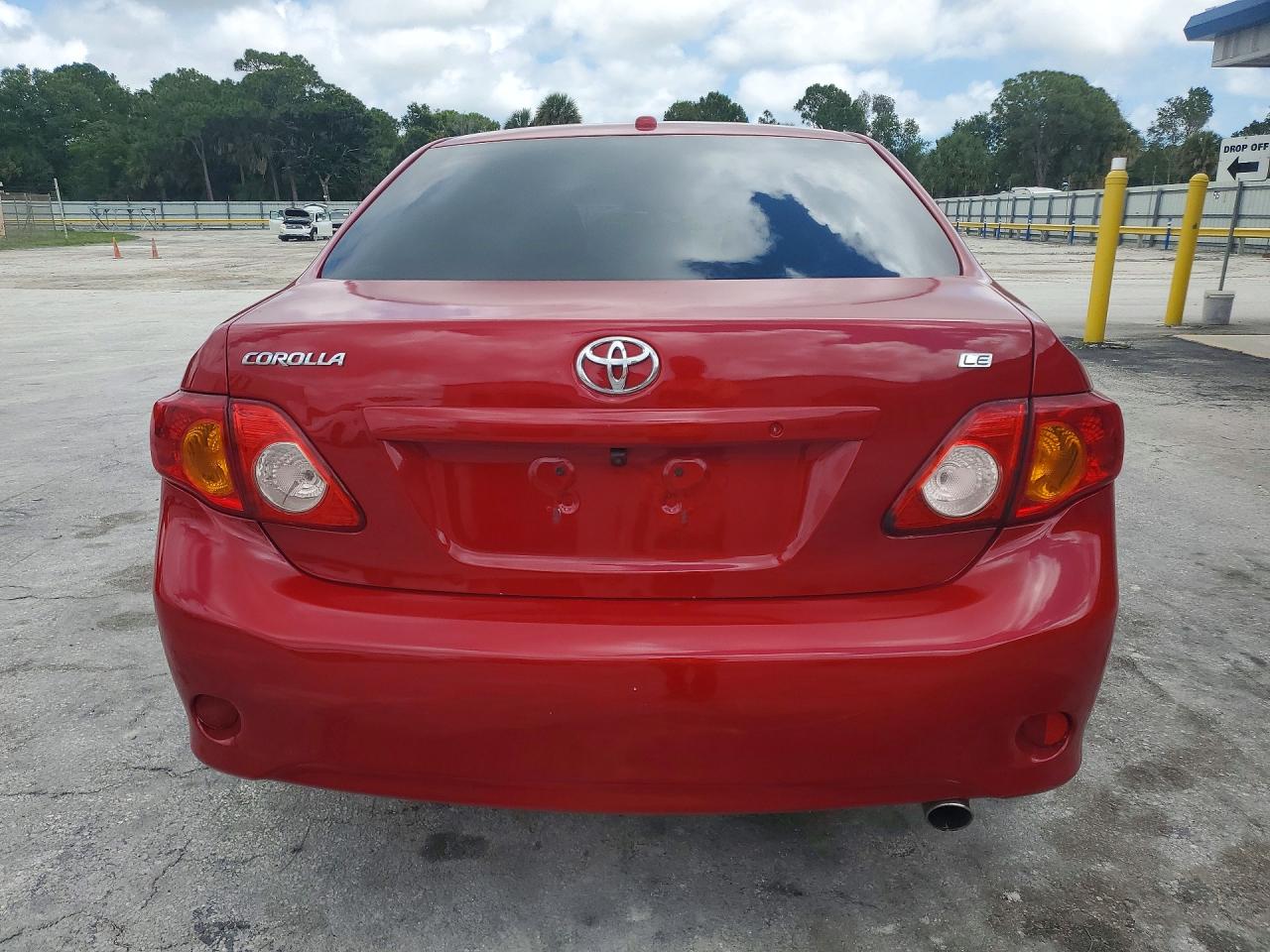 2010 TOYOTA COROLLA LE photo 16