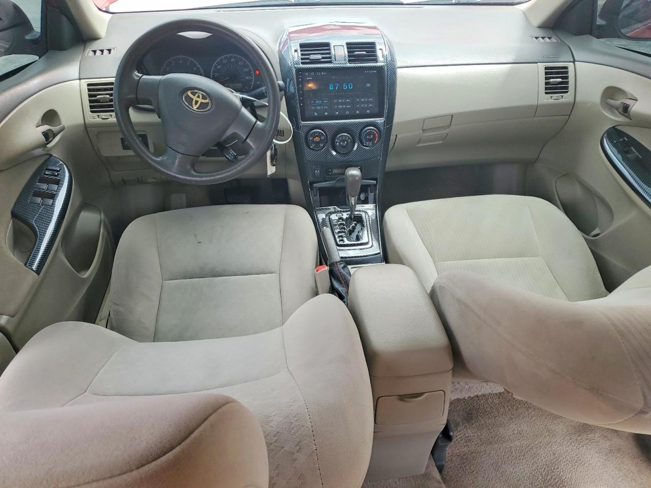 2010 TOYOTA COROLLA LE photo 22