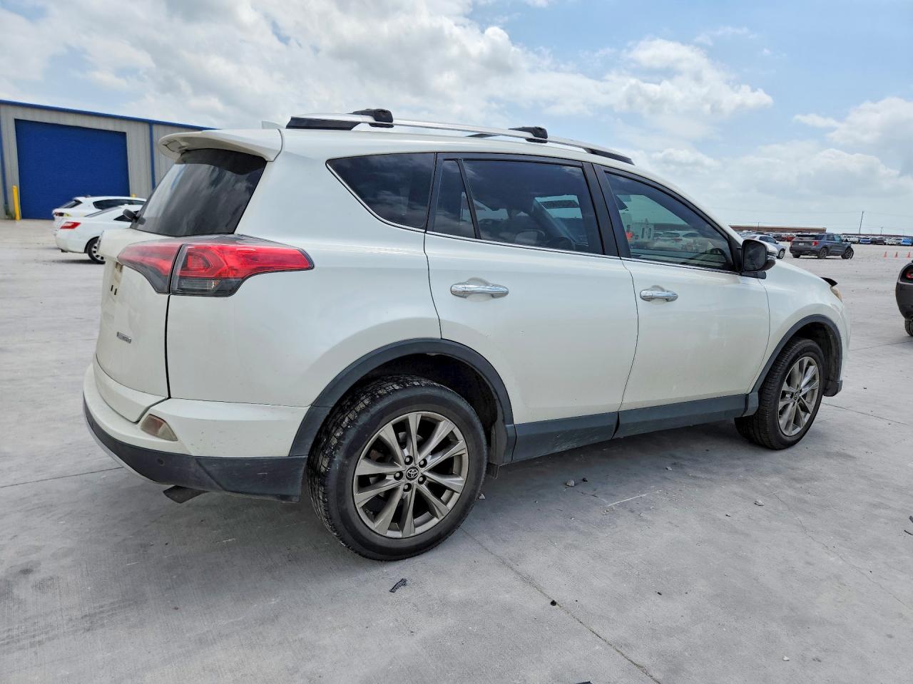 2016 TOYOTA RAV4 LIMITED photo 5