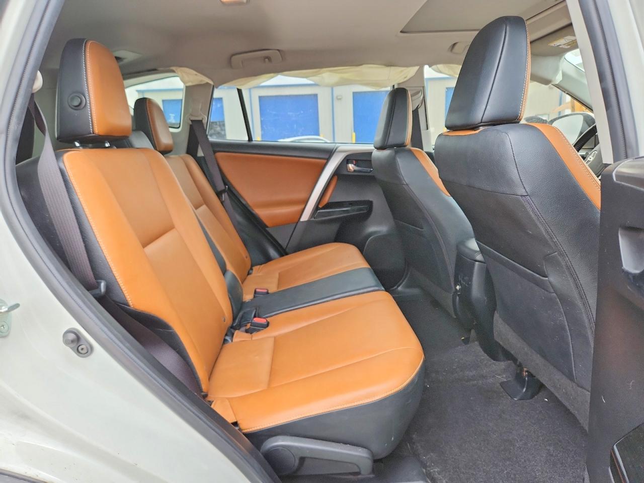 2016 TOYOTA RAV4 LIMITED photo 21