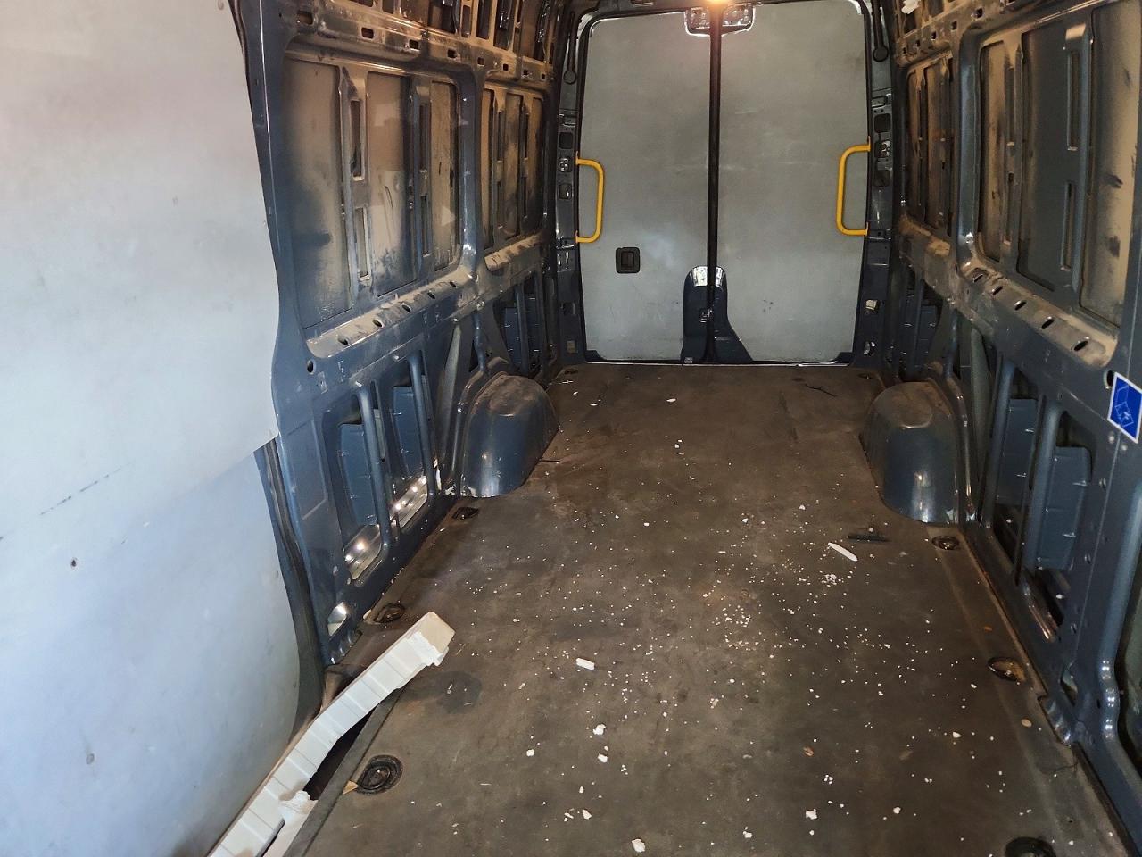 2019 MERCEDES BENZ SPRINTER 2500 DELIVERY VAN photo 6