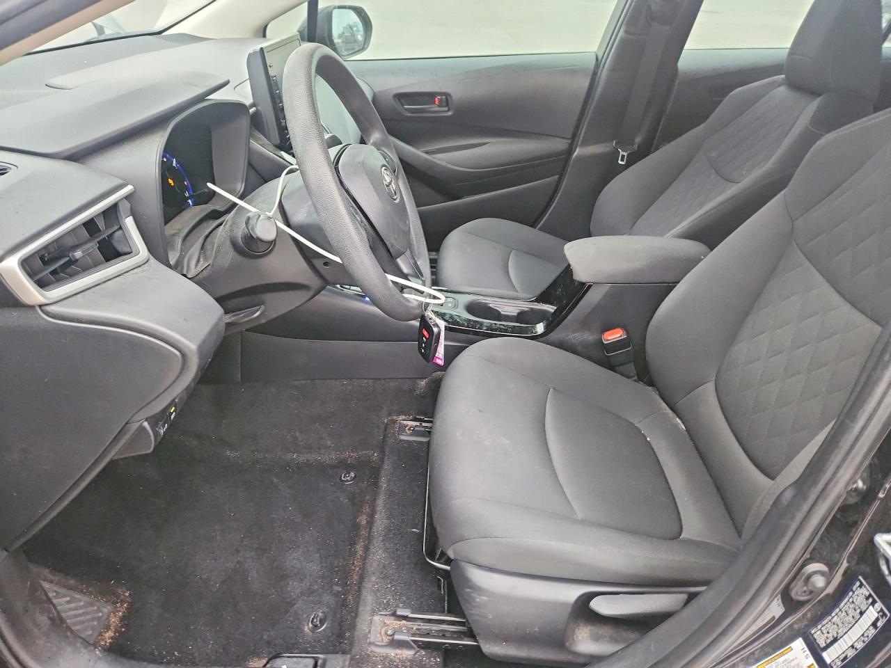 2022 TOYOTA COROLLA LE photo 13